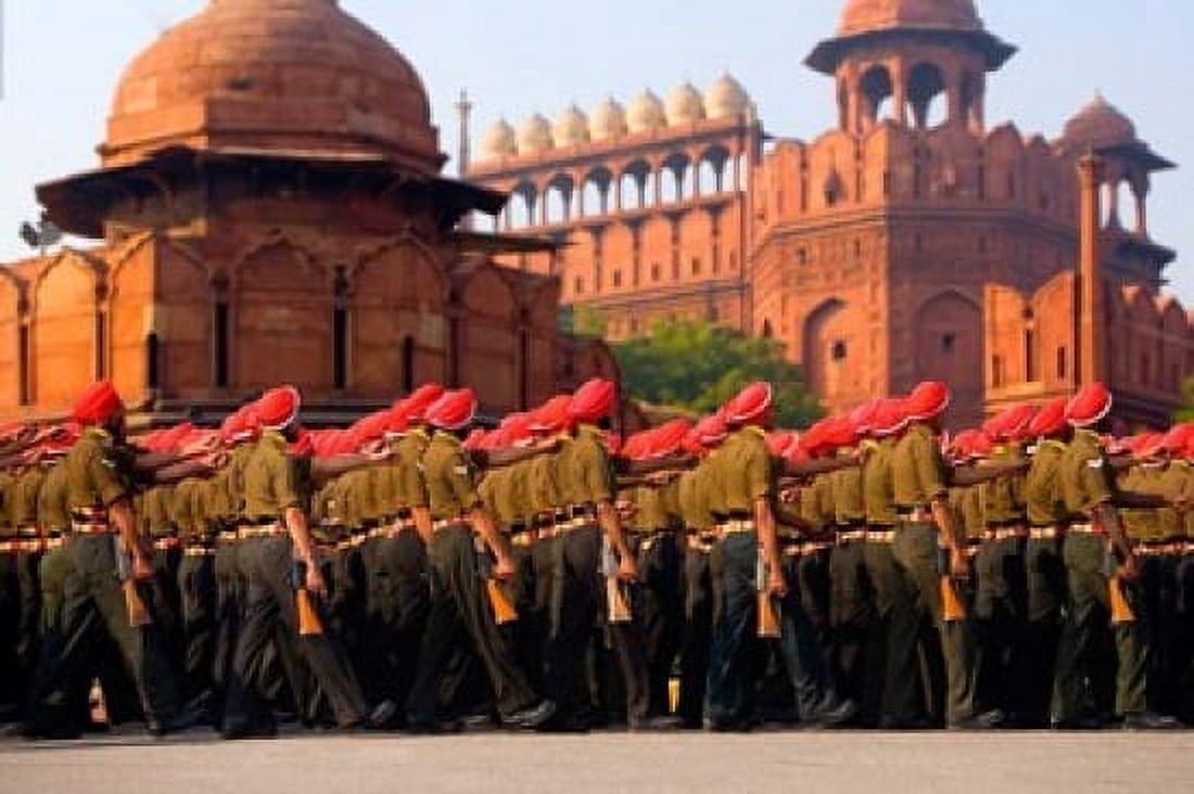 Indian Army soldiers march in formation New Delhi India Canvas Art - Jaynes Gallery DanitaDelimont (23 x 34)