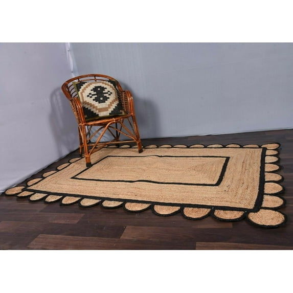 Indian Handmade Braided Natural Jute With Black Color Jute Design Area Rugs , Scalloped Rugs , Home Décor Natural Jute Rugs & Carpet Size , 8 x 8 Feet ( 240 cm x 240 cm )Square
