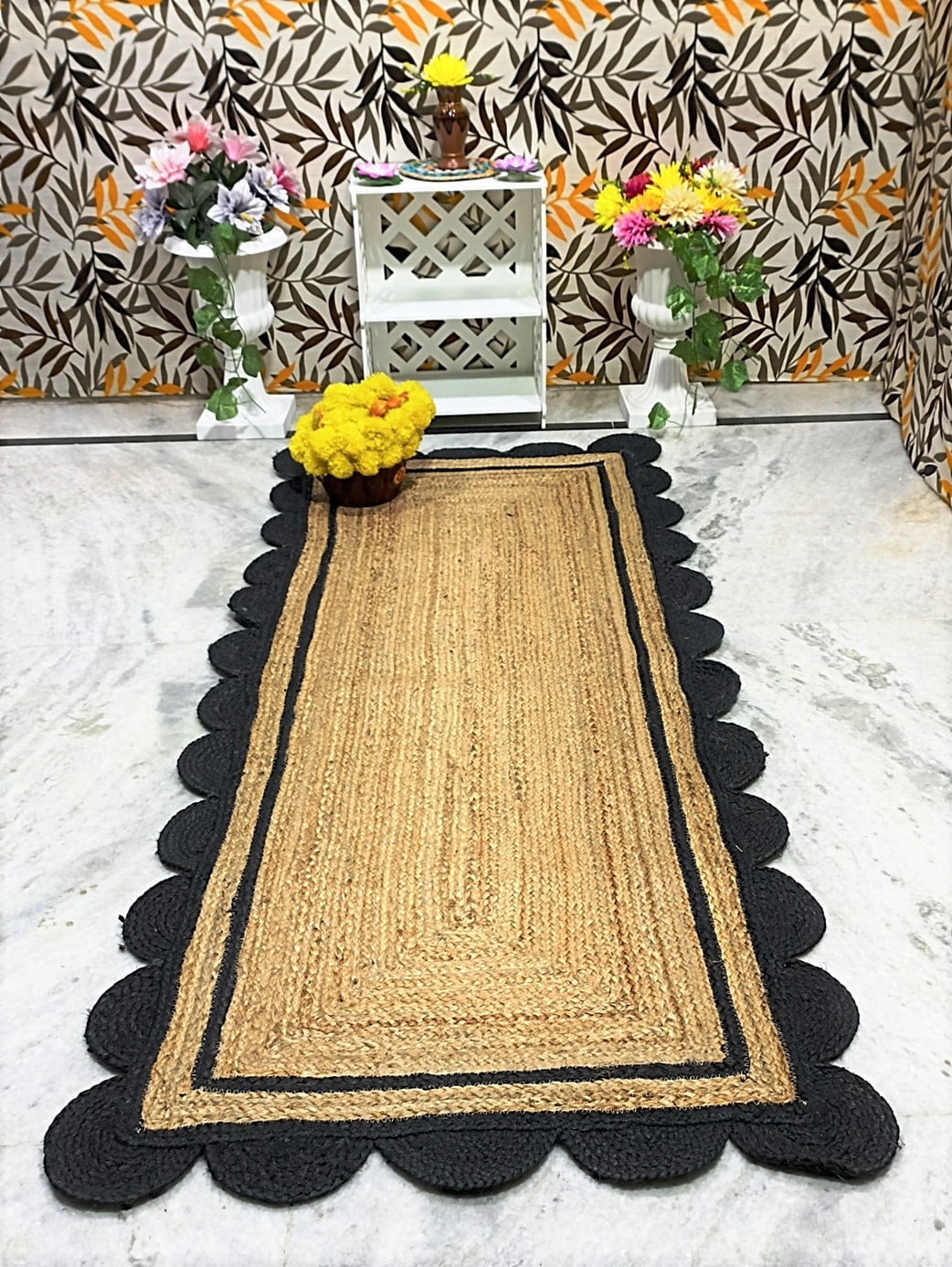 Indian Handmade Braided Natural Pure Jute with Black Scalloped Design Area Rugs Size 2.6 x 8 Feet ( 75 cm x 240 cm )