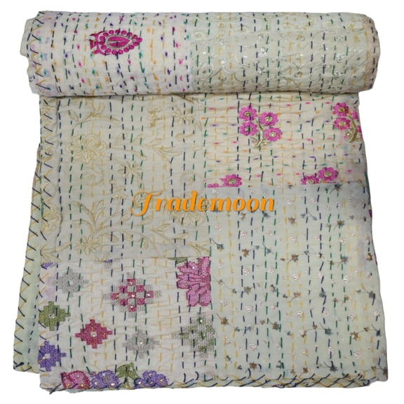 Indian Vintage Art Cotton, Silk Mix Kantha Quilt , Patchwork Handwoven Kantha Quilt , Bedspread , Throw Blanket Size (Queen Size - 90" x 108")