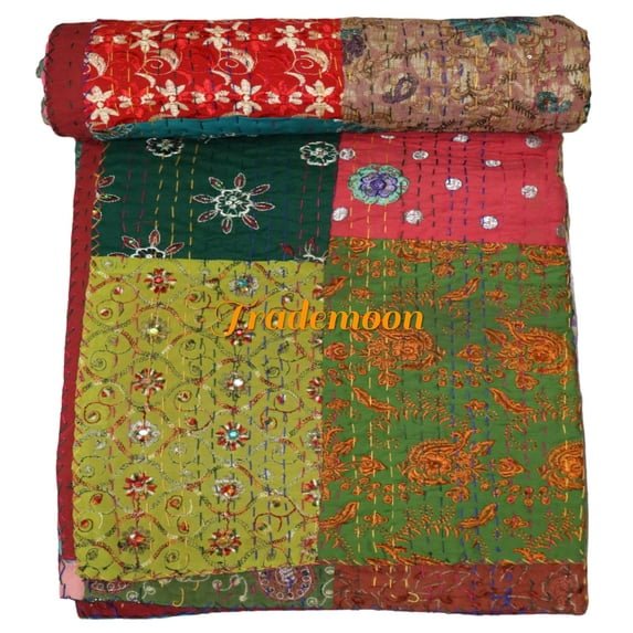 Indian Vintage Art Cotton, Silk Mix Kantha Quilt , Patchwork Handwoven Kantha Quilt , Bedspread , Throw Blanket Size (Twin Size - 60" x 90")
