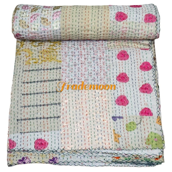 Indian Vintage Art Cotton, Silk Mix Kantha Quilt , Patchwork Handwoven Kantha Quilt , Bedspread , Throw Blanket Size (Twin Size - 60" x 90")