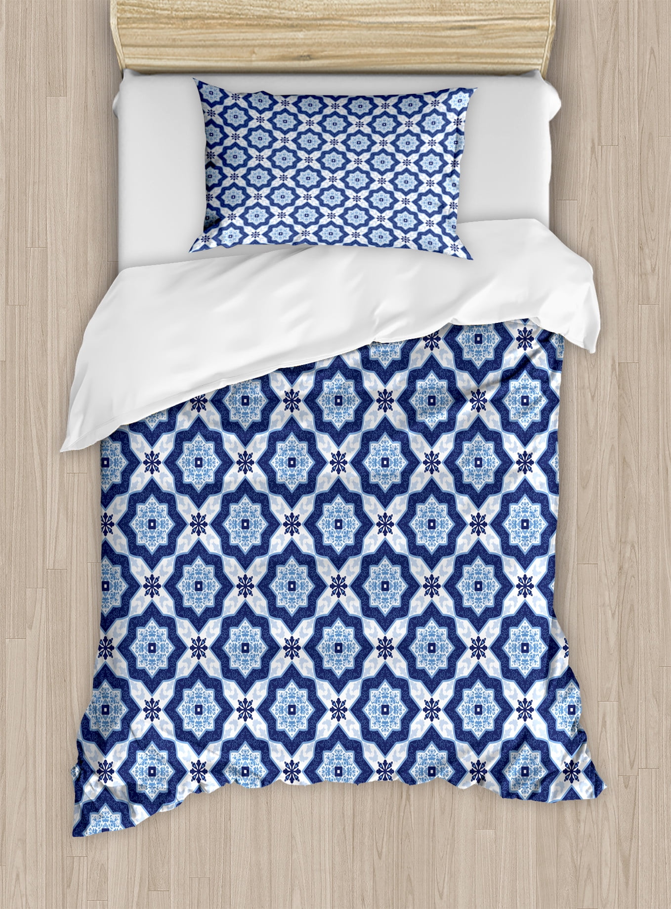 Twin Night Blue and White Floral Duvet Cover Set