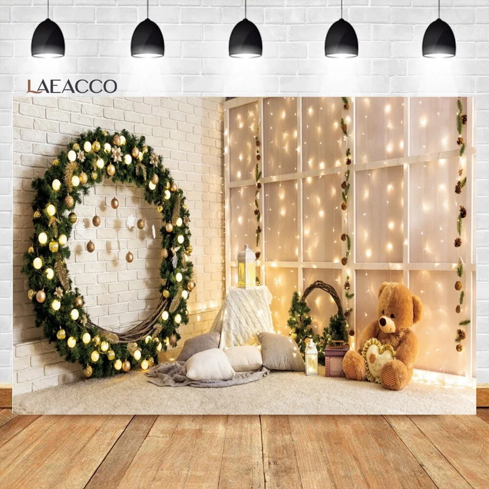 Indoor Garland Plush Toy Bear White Brick Wall Photocall Background ...