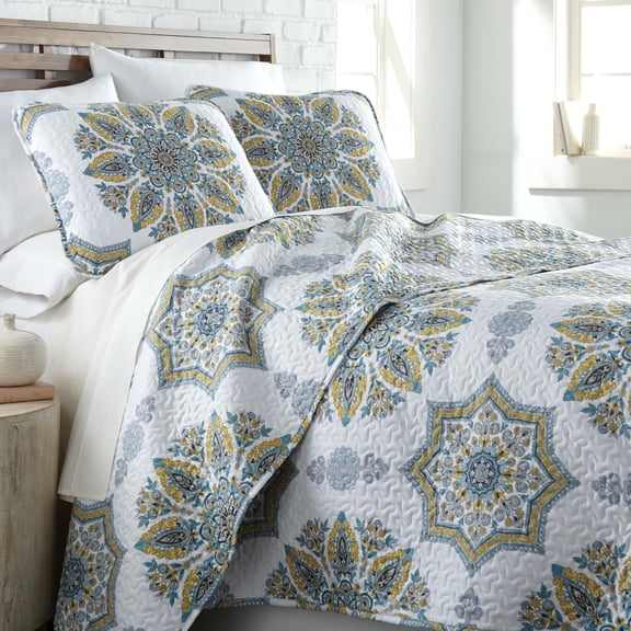Infinity Printed Quilt Set by SouthShore Fine Linens