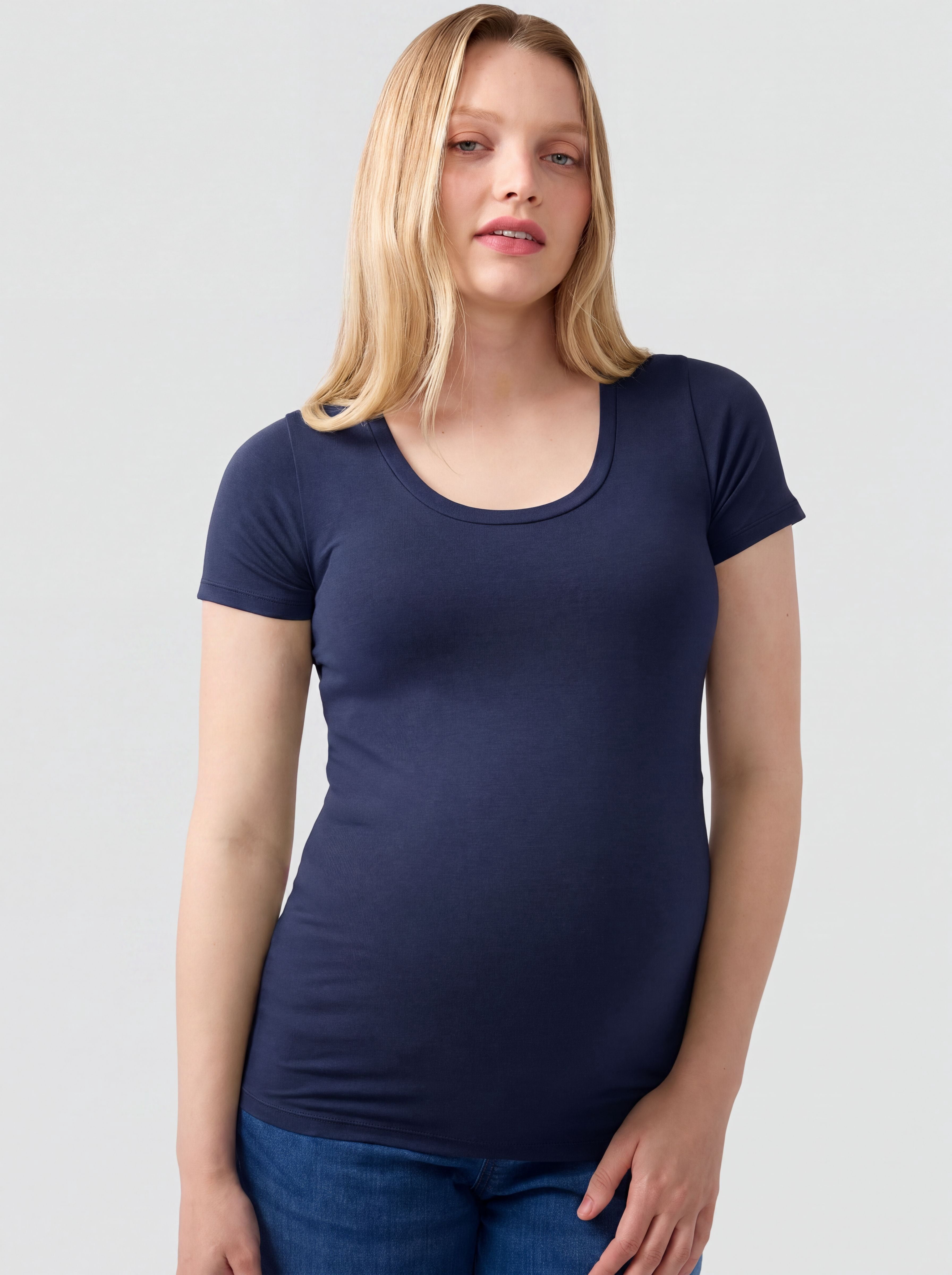 Ingrid & Isabel For Every Belly Women’s Maternity Fitted Scoop Tee, Sizes S-XXL
