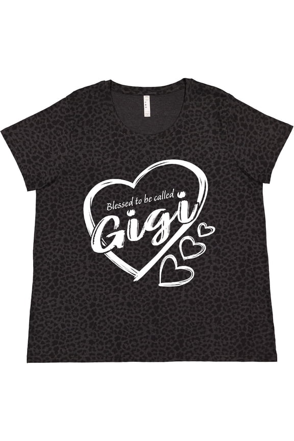Blessed to Be Called Gigi Cute Heart Design Women's Plus Size T-Shirt