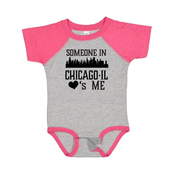 Inktastic Chicago Illinois Someone Loves Me Skyline Boys or Girls Baby Bodysuit