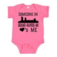 thumbnail image 1 of Inktastic Grand Rapids Michigan Someone Loves Me Boys or Girls Baby Bodysuit, 1 of 5