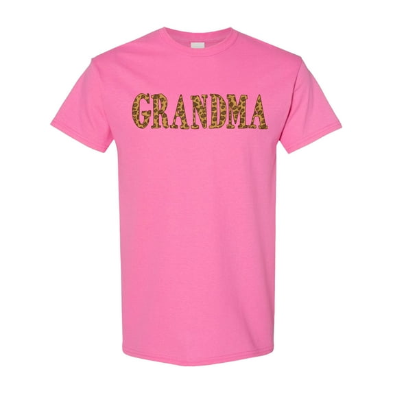 Inktastic Grandma in Leopard Print T-Shirt