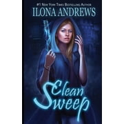 Innkeeper Chronicles Clean Sweep, Book 1, Paperback