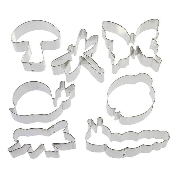 Insect Cookie Cutters 7 Pc Set Includes: 3.5 in Dragonfly, 4.25 in Caterpillar, 3 in Ladybug, 4.5 in Butterfly, 3.5 in Grasshopper, 4.25 in Snail, 3.25 in Mushroom, Special Sugar Cookie Recipe - USA