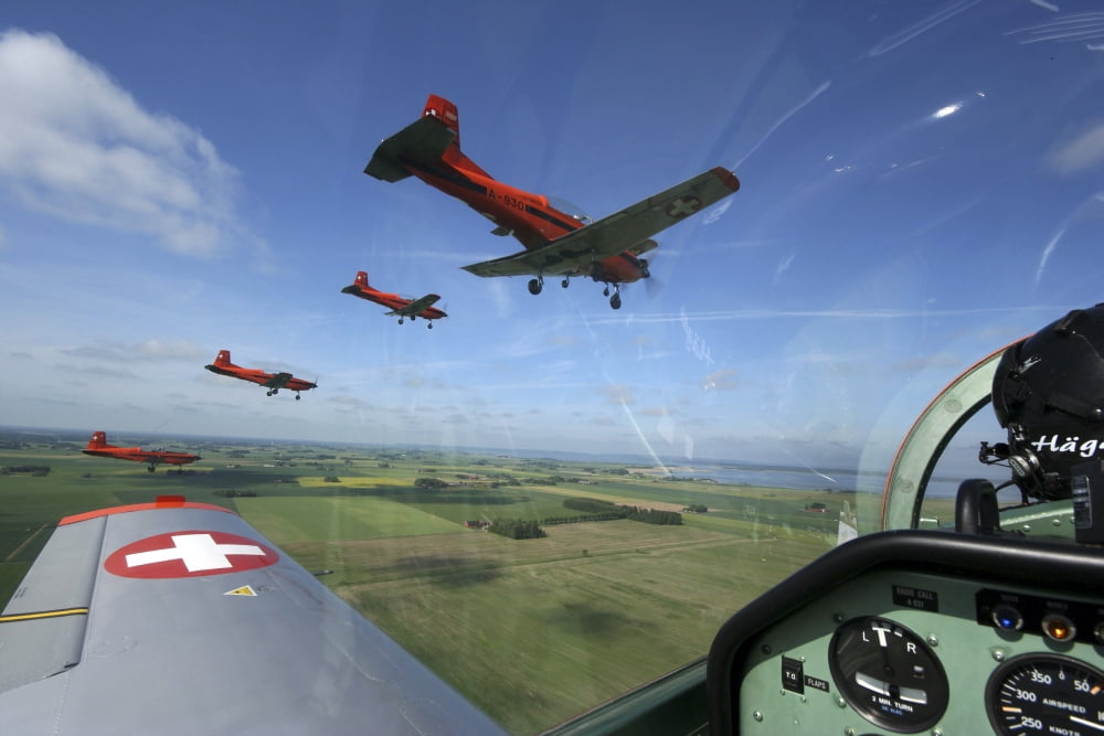 Inside the Pilatus PC-7 turboprop trainer of the Swiss Air Force display team Canvas Art - Daniel KarlssonStocktrek Images (35 x 24)