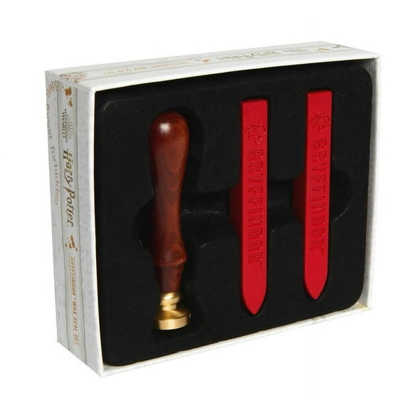 Insight Editions Harry Potter Gryffindor Wax Seal Set with Copper Stamp and sticks