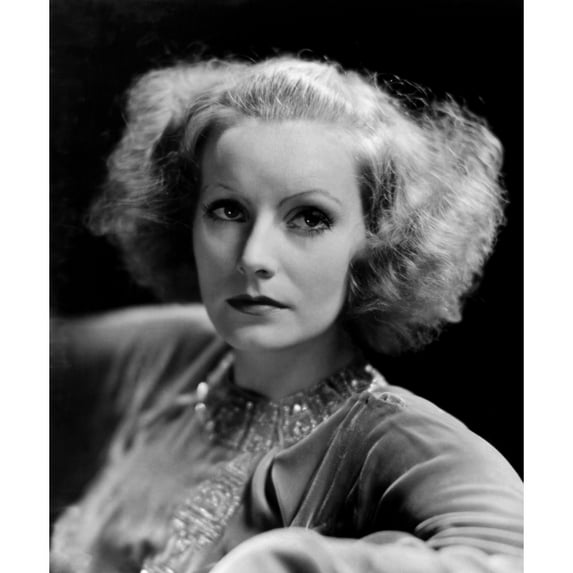 Inspiration Greta Garbo Portrait By Clarence Sinclair Bull 1931 Photo Print (16 x 20)