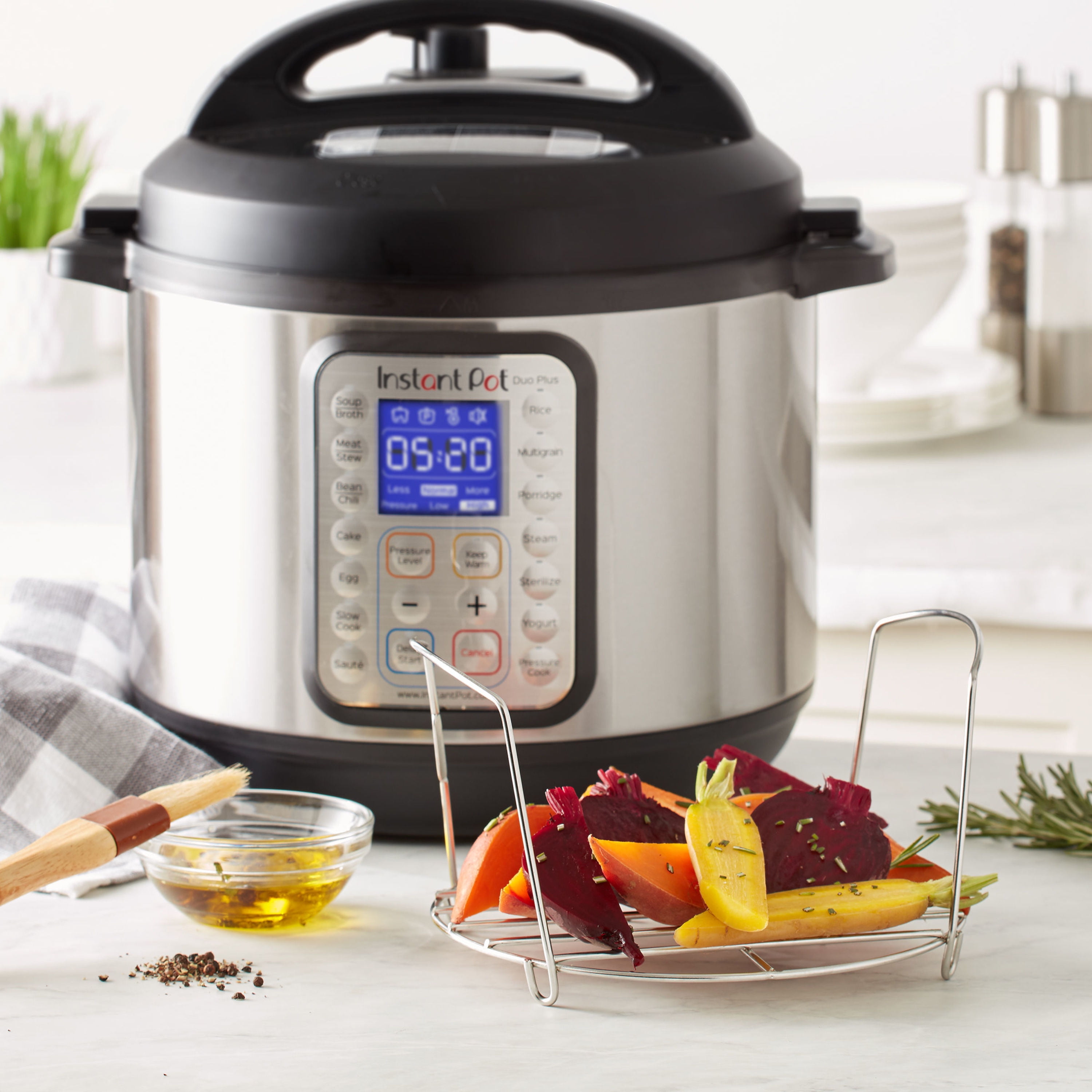 Instant Pot Duo Version 2 with Detachable Cord