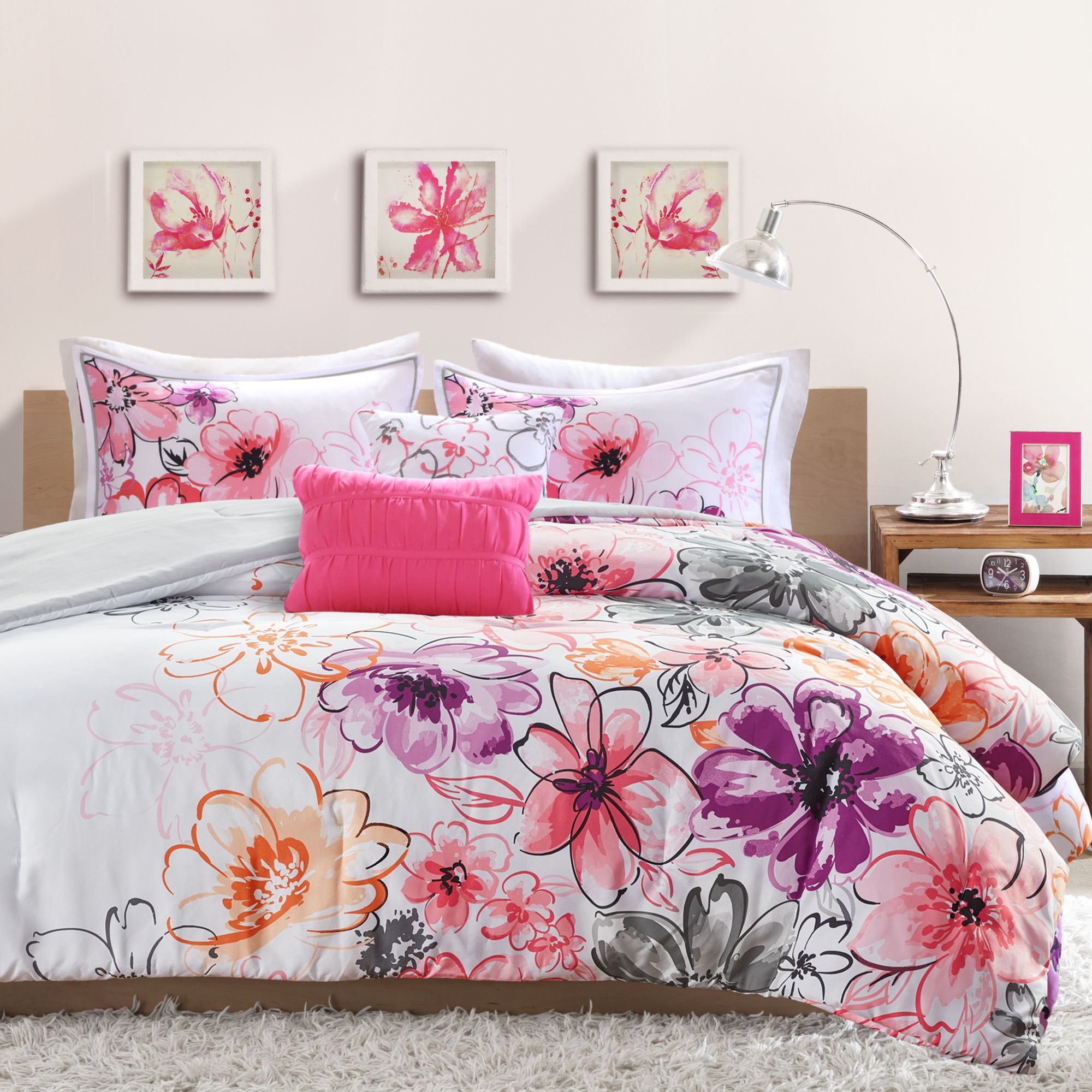 Vibrant Floral Bedding Set