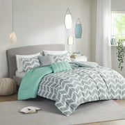 Intelligent Design Nadia Comforter Set in Aqua