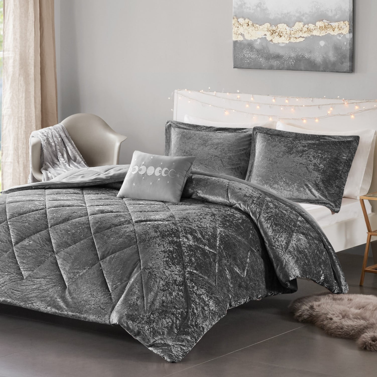 Intelligent Design King/Cal King Size Comforter Sets, 4Piece Velvet