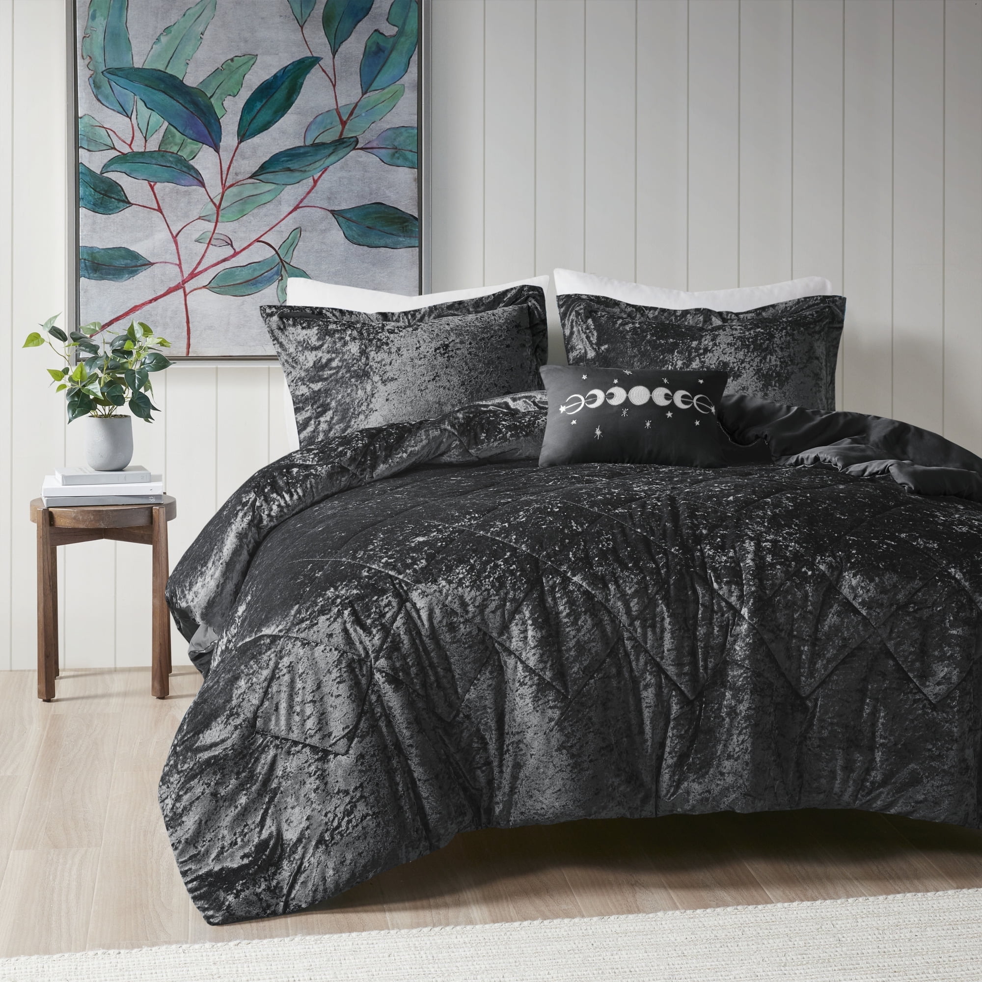 Black Twin Crushed Velvet Comforter Set with Decorative Pillow