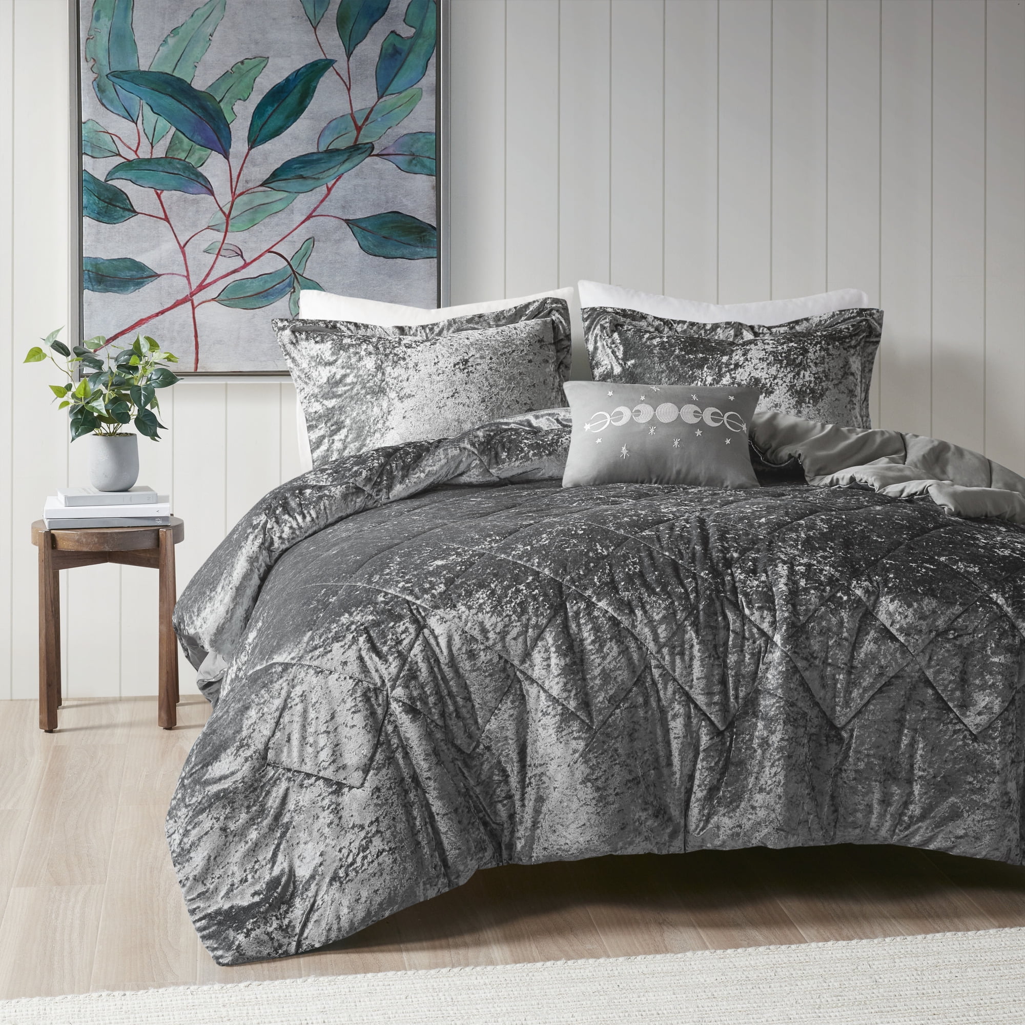 Gray Twin Velvet Diamond Quilted Comforter Set