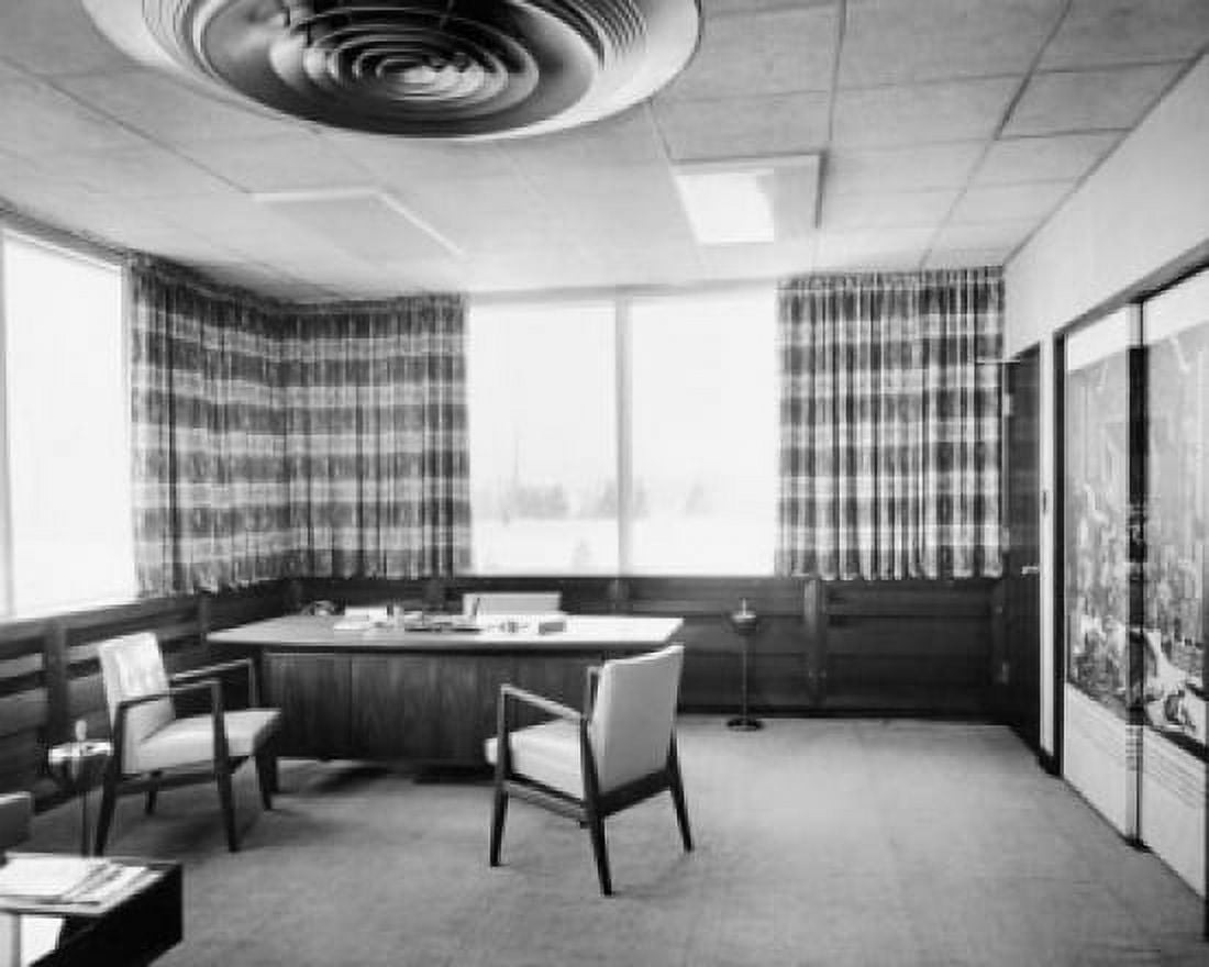 Interior of an office Canvas Art - (24 x 36)