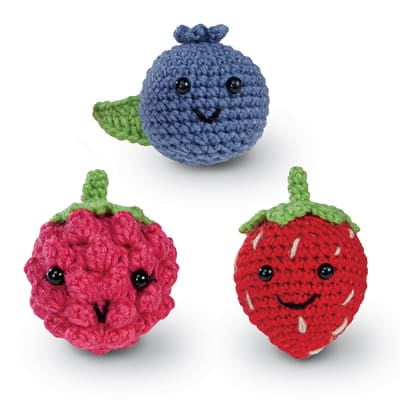 Intermediate Berries Amigurumi Crochet Kit by Loops & Threads – DIY Stuffed Fruit Craft Set with Yarn - Fiberfill - Hook & Instructions - Makes Strawberry - Blueberry & Raspberry Plushies - 6 Pack