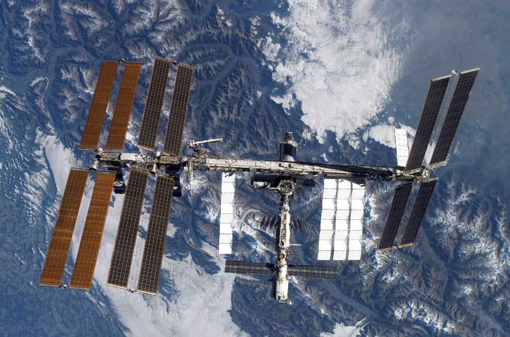 International Space Station Canvas Art - Stocktrek Images (34 x 23)