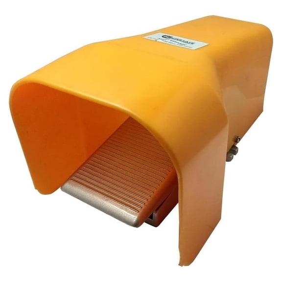 Interstate Pneumatics VFP440C 2-Position 3-Port Foot Pedal Air Control Valve 1/4 Inch NPT with Protective Shield