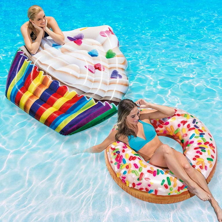 Cupcake float for pool store