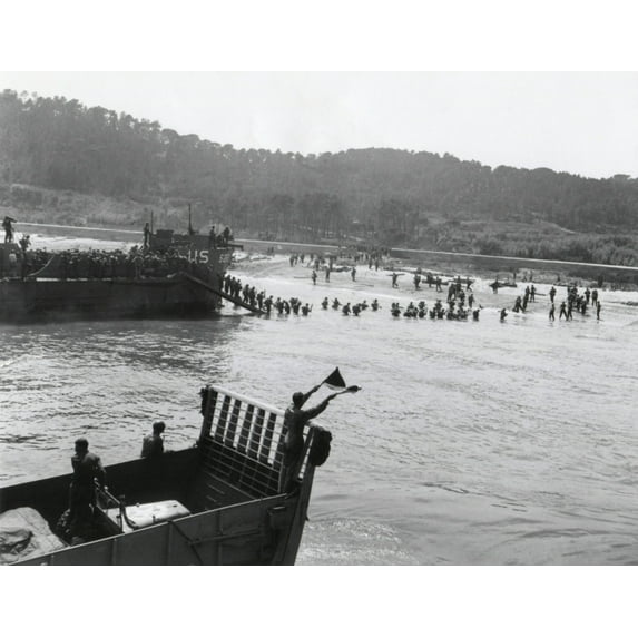 Invasion Beach In Southern France On D-Day History (24 x 18)