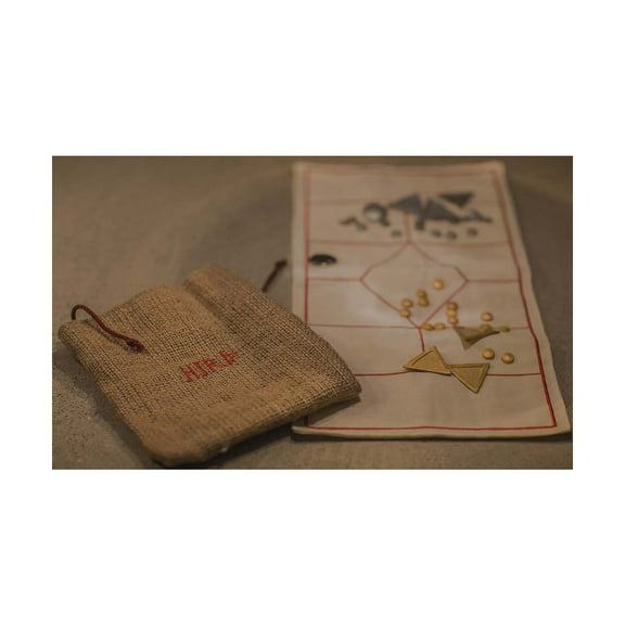 Ion Game Design Hirth - The Viking Game of Royal Combat New