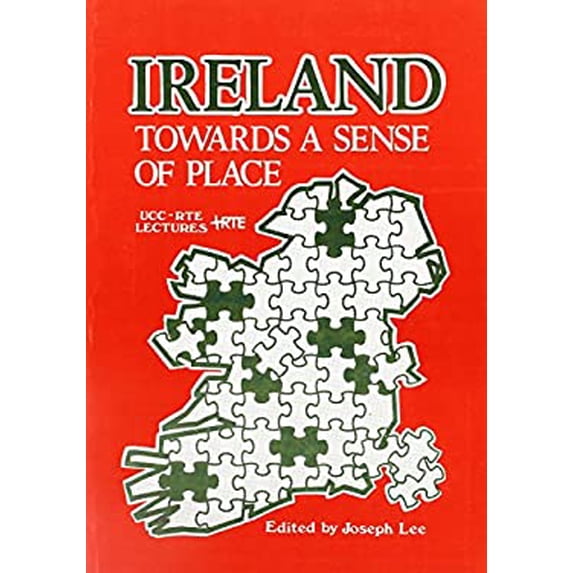 Pre-Owned Ireland : Towards a Sense of Place 9780902561359 /
