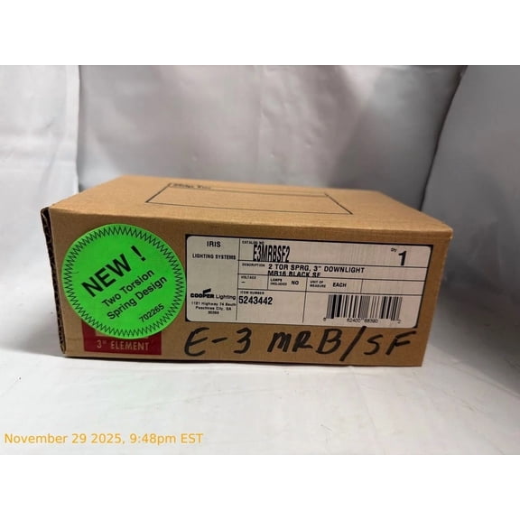 Iris Lighting Systems Cooper E3MRB/SF 2 Tor SPRG 3" Downlight MR16 Black SF