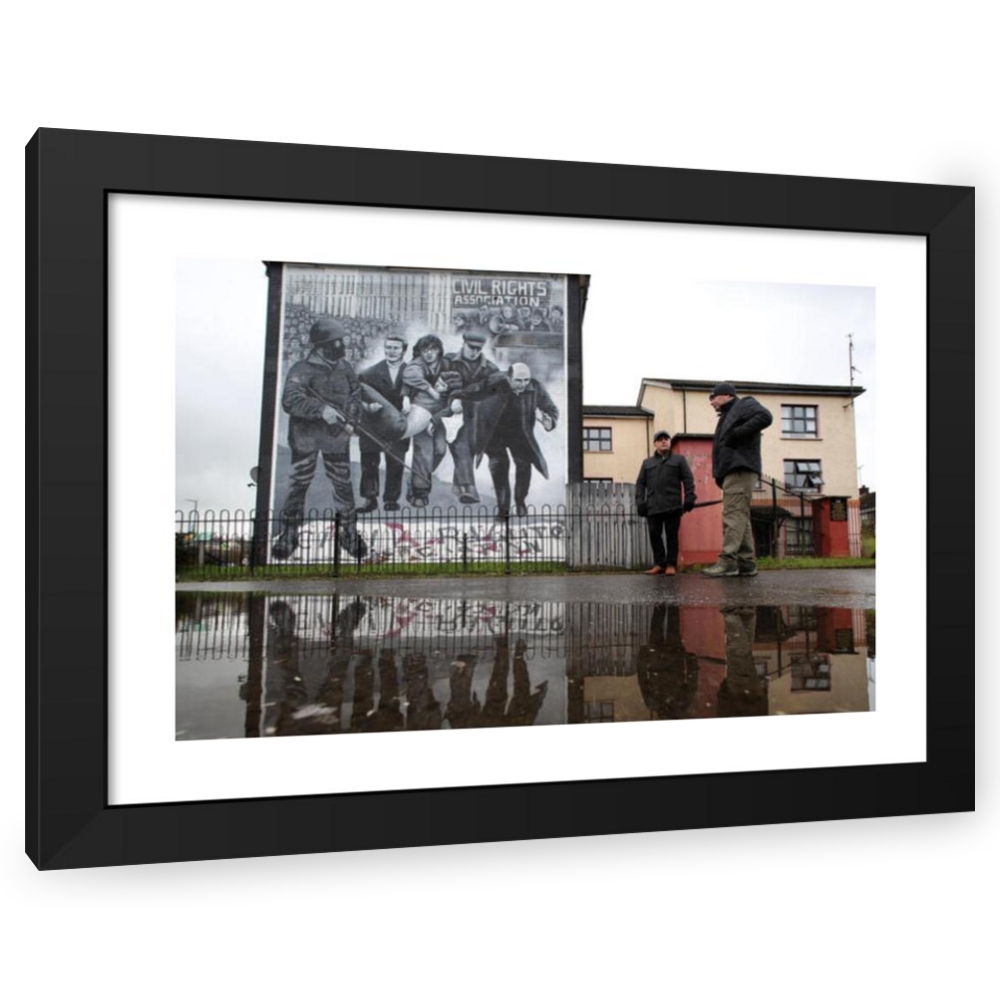 Irish Eye 10x7 Black Modern Wood Framed Wall Art Titled Londonderry