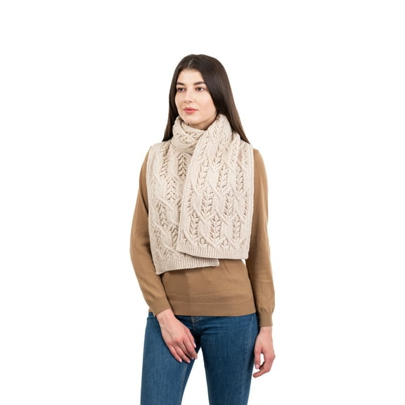 Saol Aran Leaf Scarf- Parsnip