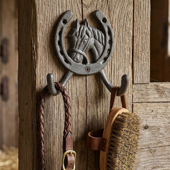 Iron Horse Head Hook,Horseshoe Western Double Cast Iron Wall Hooks,Cast Iron Double Wall Hook, Horse Shoe with Horse,Village Fence Decoration Practical Hook