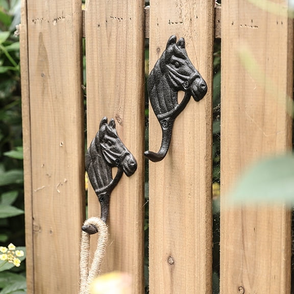 Iron Horse Head Wall Hook for Farmhouse Decor – Sturdy Black Iron Hook for Hanging Tools, Baskets, and Laundry
