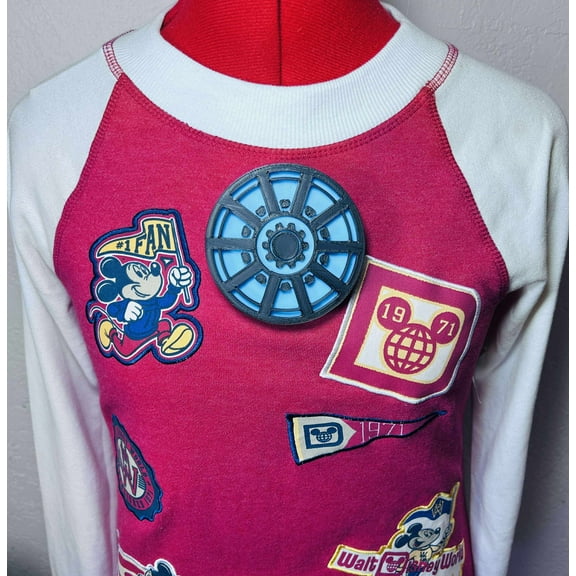 Iron Man 1 Arc Reactor 3D Custom Magnetic Chest Piece Glow in the Dark Light Up Super Hero Inspired + UV Keychain Light