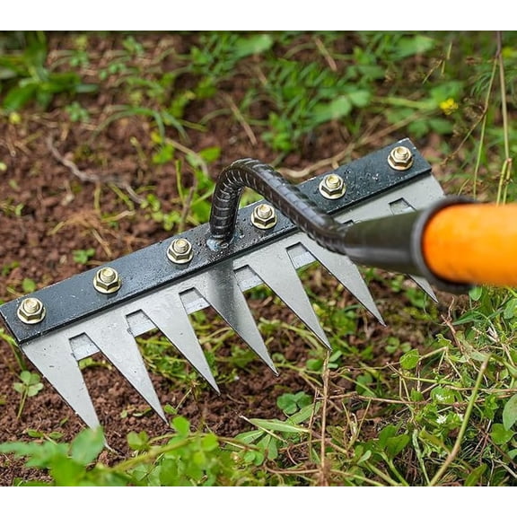 Iron Weeding Rake 2.0, 5/6/7/8 Teeth Carbon Steel Garden Weeding Rakes – Heavy Duty Weed Puller Tool for Lawn Yard Gardens Farm