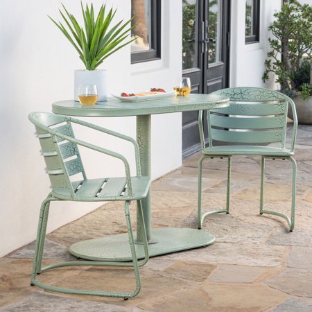 Iron bistro set with clean lines / Blend with existing backyard design