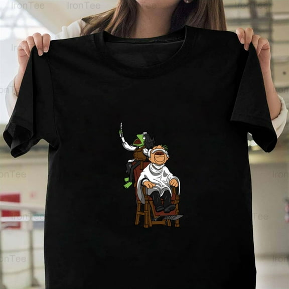 IronTee77 Sweeney Toad, Sweeney Todd, Muppets Parody, Horror Musical, Dark Comedy Mashup T-Shirt, for Unisex, up to size 5XL.