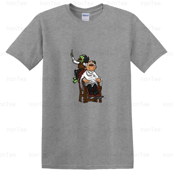 IronTee77 Sweeney Toad, Sweeney Todd, Muppets Parody, Horror Musical, Dark Comedy Mashup T-Shirt, for Unisex, up to size 5XL.