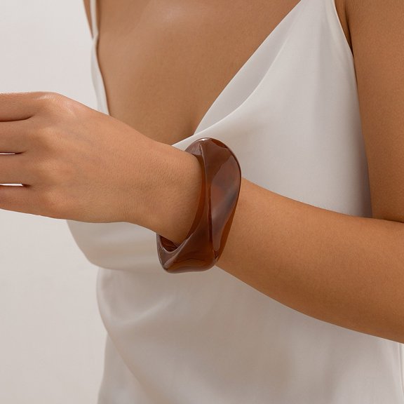 Irregular Transparent Acrylic Geometric Wristband Bracelet