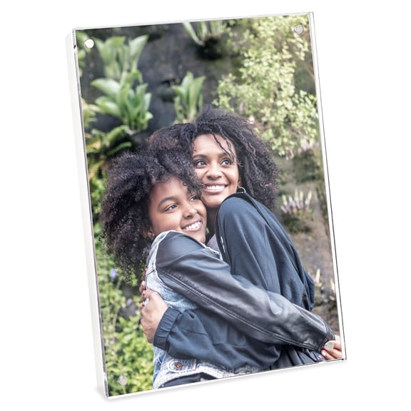 Isaac Jacobs 5 x 7 White Wood Acrylic Picture Frame, Magnetic Photo Frame with Easel, Made for Tabletop Display 5 x 7" White