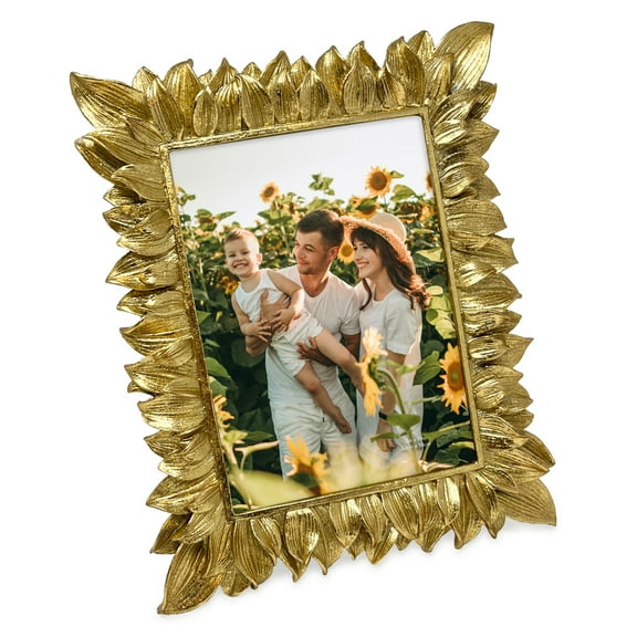 Isaac Jacobs 5x7 Vintage-Inspired Ornate Gold Sunflower Petal Picture Frame, Horizontal & Vertical for Tabletop and Wall Display, Home Décor, Resin Frame (5x7, Gold)
