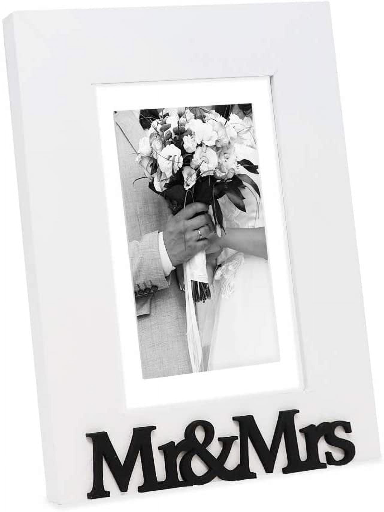 Isaac Jacobs White Wood Sentiments Mr & Mrs Picture Frame, 5x7 inch with Mat, Newlywed Photo Gift for Wedding, Display on Tabletop, Desk White, 5x7 Matted 4x6