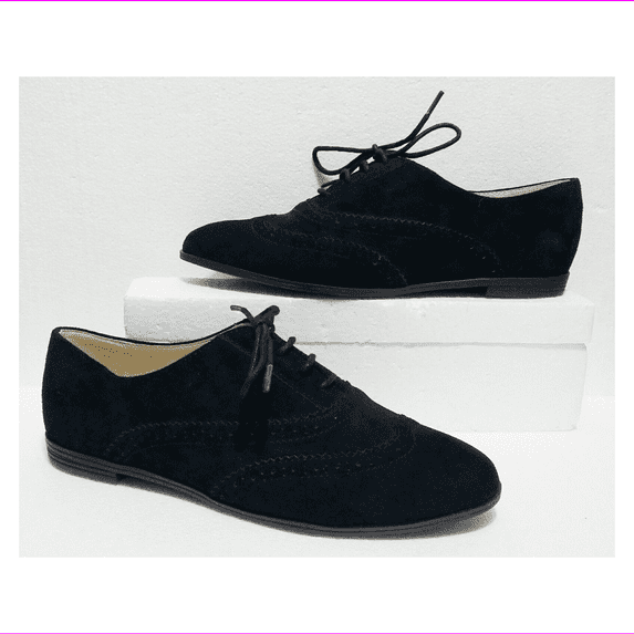 Isaac Mizrahi 'Fiona' Black Suede Lace Up Wingtip Oxford Flats 6M