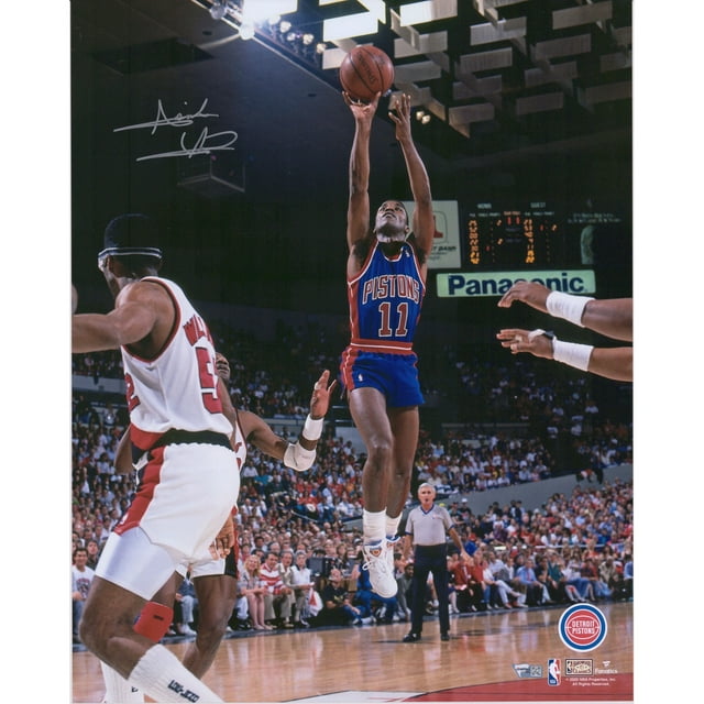 Isiah Thomas Detroit Pistons Autographed 16" x 20" 1990 NBA Finals vs