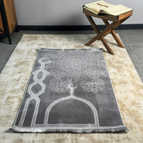 Islamic Salah Prayer Mat for Muslims, Patterned Janamaz Rug with Fringes, Ramadan Gift, Minaret